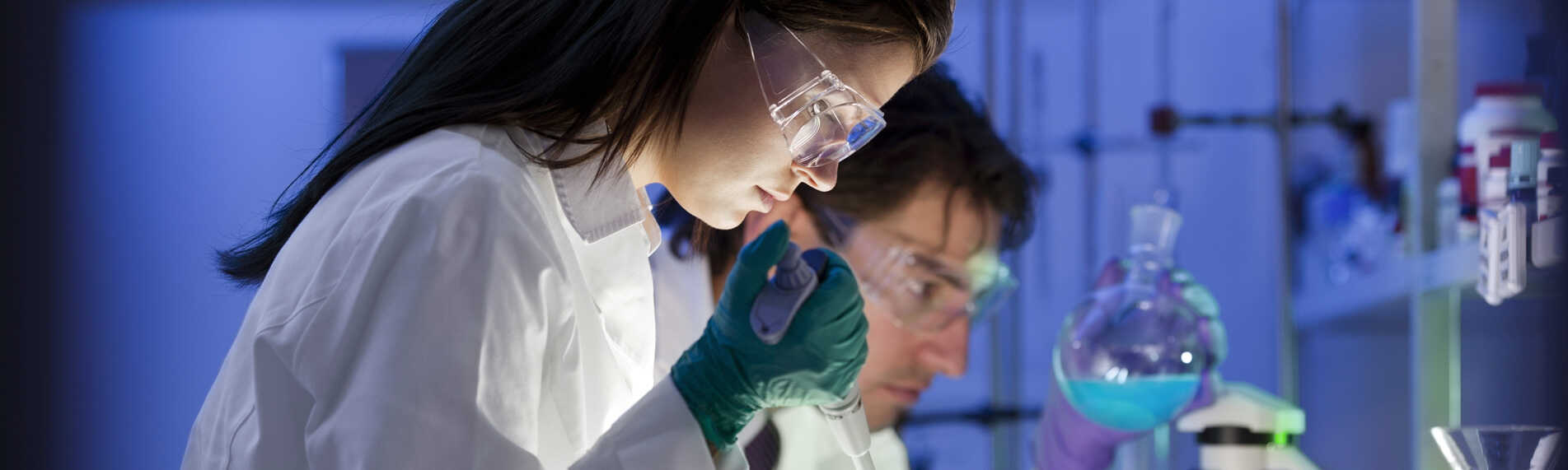 Befuktning och fuktreglering i renrum och laboratorier